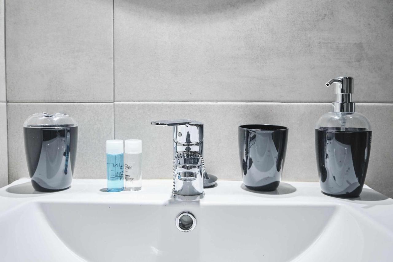 Apartament Triana Modern & Luxury Sewilla Zewnętrze zdjęcie